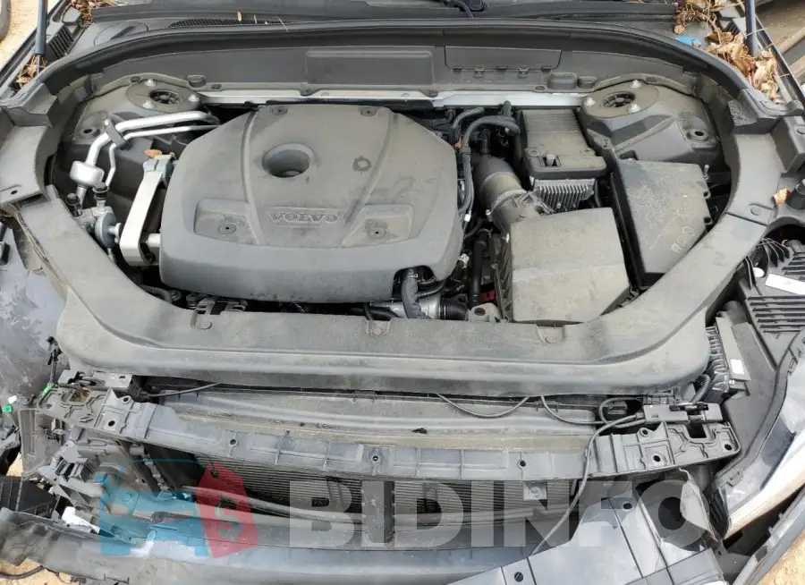 LYV102RK6JB087802 Photo# 11