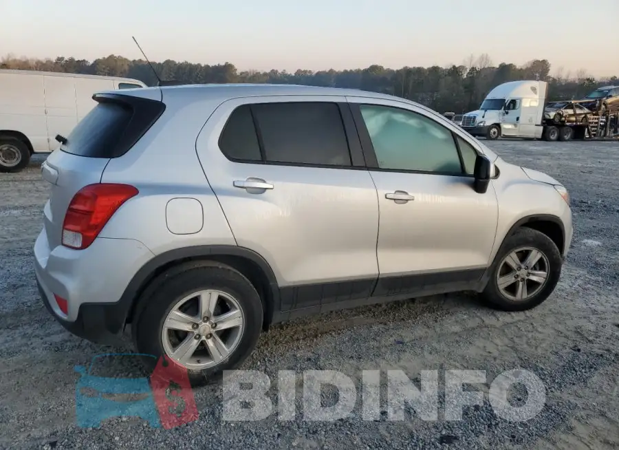 KL7CJKSB2LB312749 Photo# 3