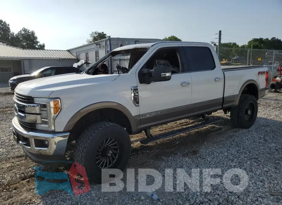 1FT7W2BT1KED52493 Photo# 1