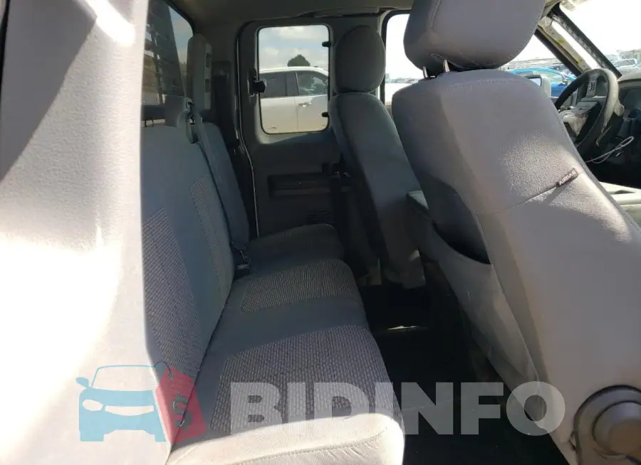 1FT7X2A60GEB40250 Photo# 10