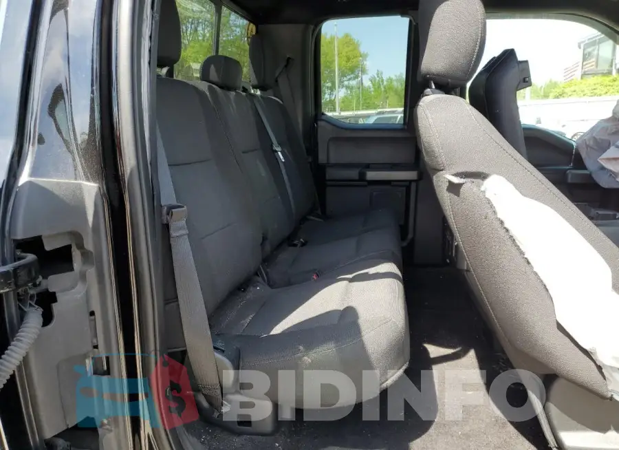1FTFX1EG8JFB47358 Photo# 10