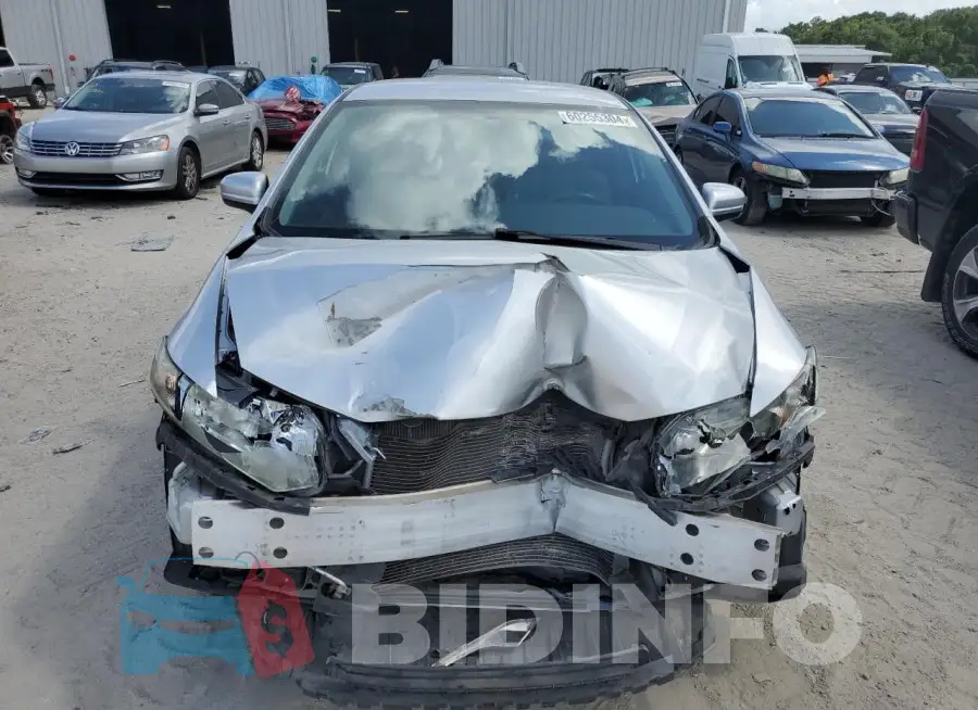 19XFB2F58FE077640 Photo# 5