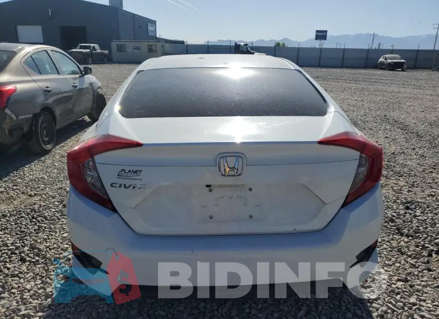 19XFC2F50GE209997 Photo# 6