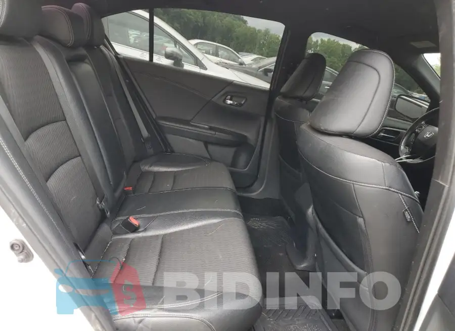 1HGCR2F53HA027282 Photo# 10