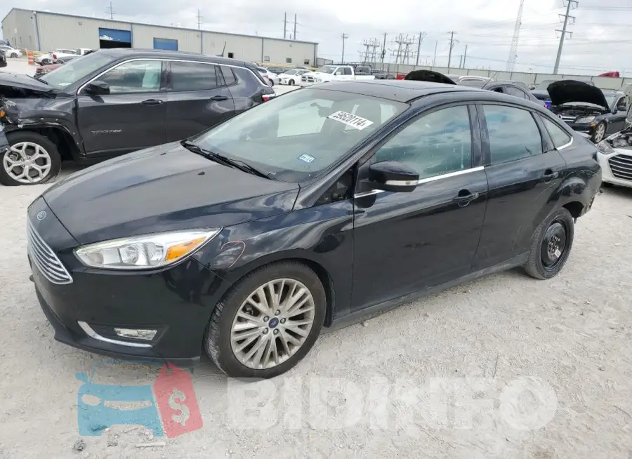 1FADP3J20JL294651 Photo# 1