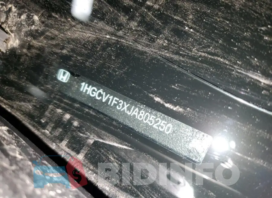 1HGCV1F3XJA805250 Photo# 12