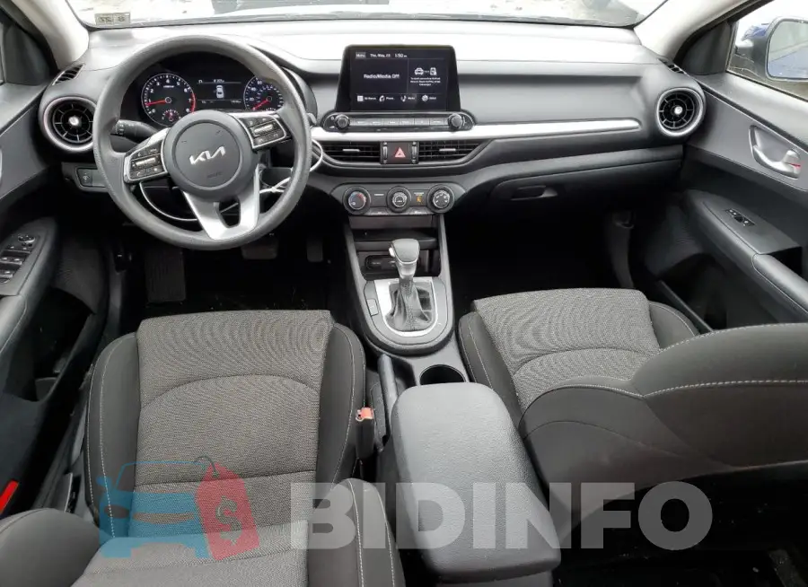 3KPF24AD2PE505021 Photo# 8