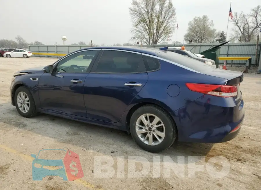 5XXGT4L35JG217563 Photo# 2