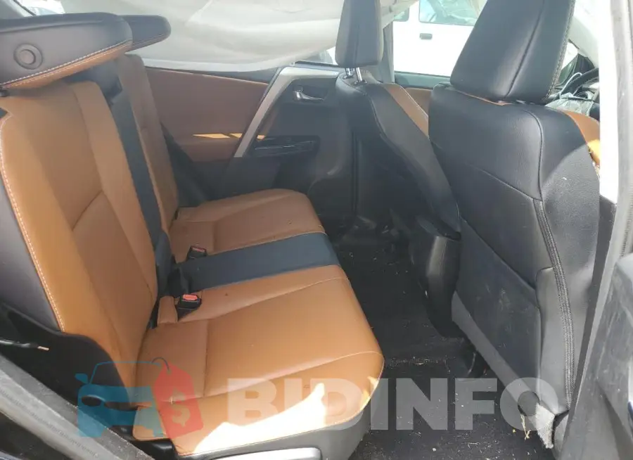 2T3YFREV2JW422231 Photo# 11