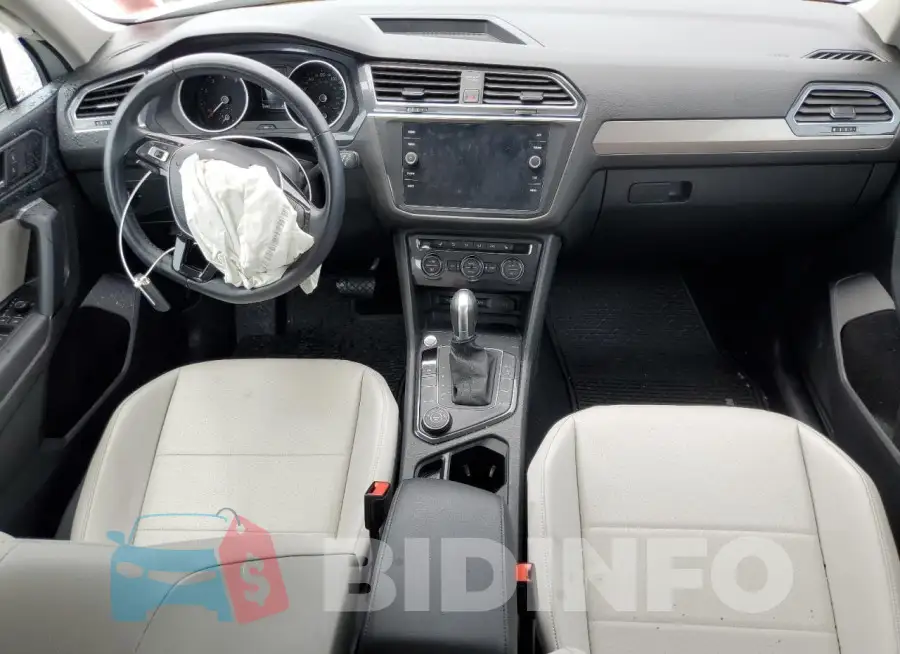 3VV2B7AXXKM174103 Photo# 8