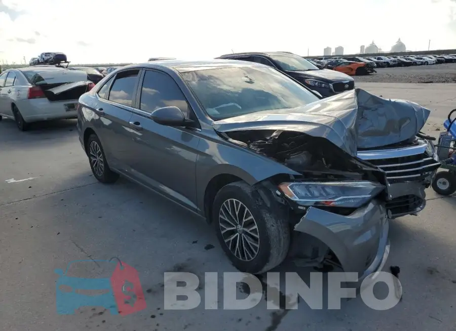 3VWC57BU4LM104111 Photo# 4