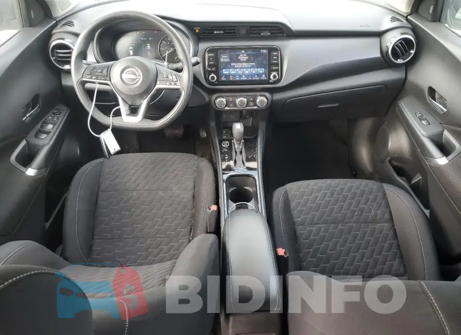 3N1CP5CV4PL498622 Photo# 8