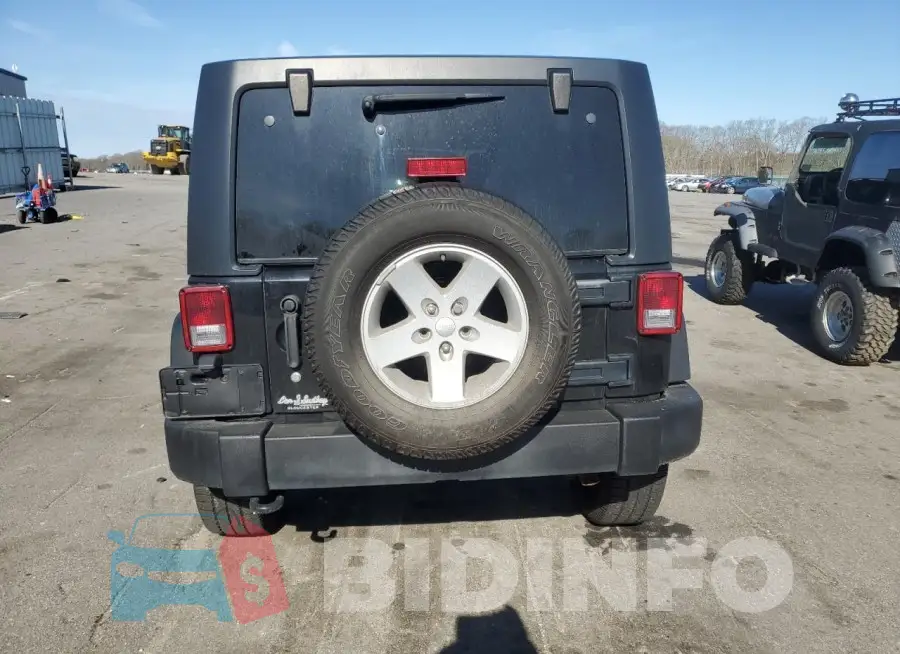 1C4BJWDG2JL810620 Photo# 6
