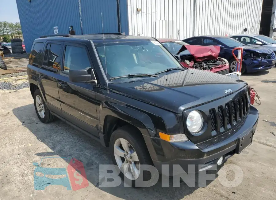1C4NJRFB3GD581657 Photo# 4