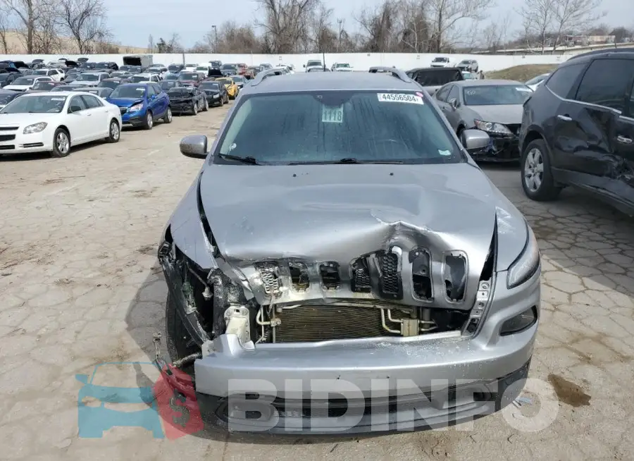 1C4PJLCB5JD605426 Photo# 5