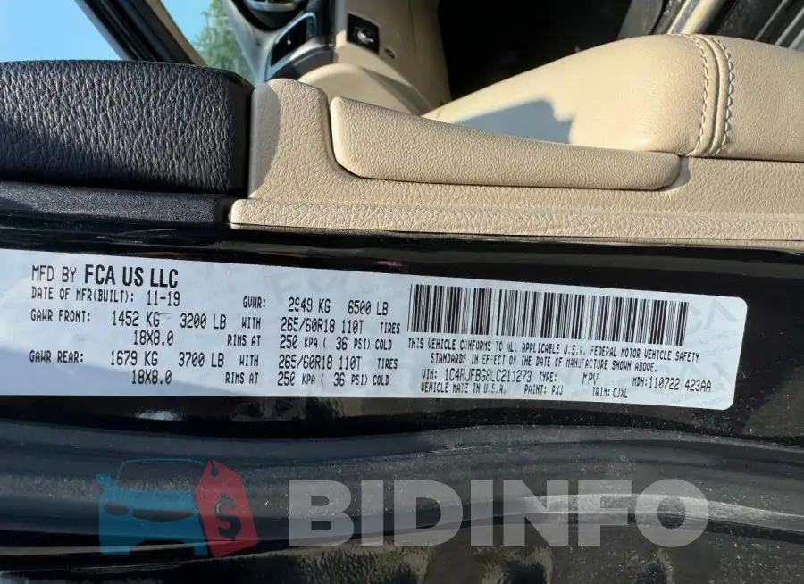 1C4RJFBG8LC211273 Photo# 11