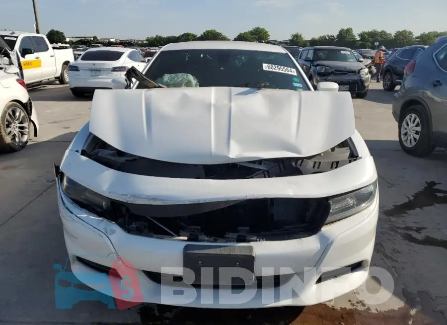2C3CDXBG6GH228146 Photo# 5