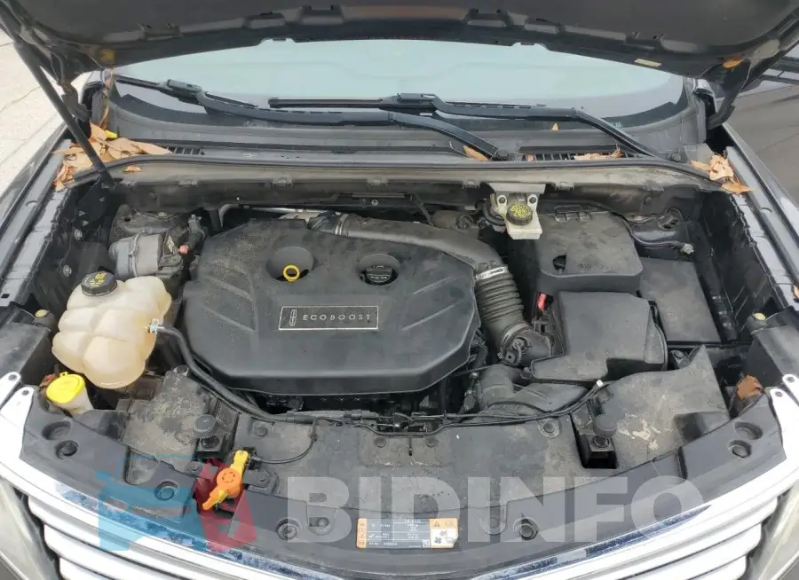 5LMTJ2AHXFUJ23812 Photo# 12