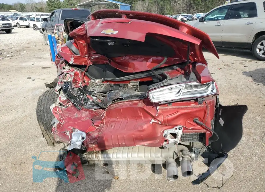 1G1FE3D70J0101084 Photo# 6