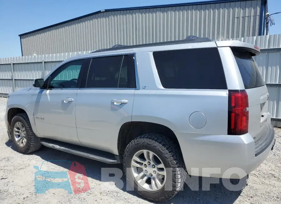 1GNSCBKC1JR242884 Photo# 2