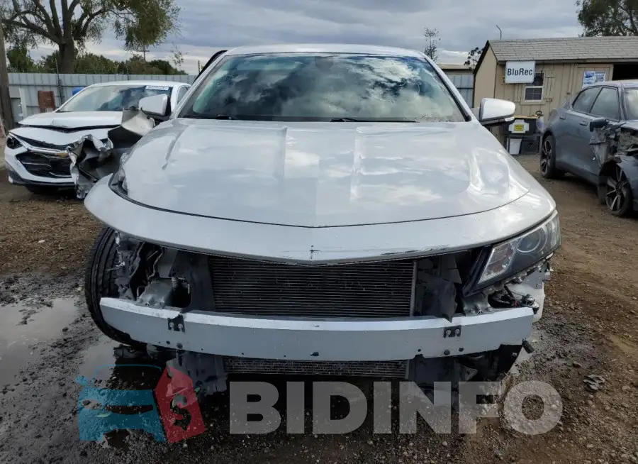 2G1105S34J9132364 Photo# 5