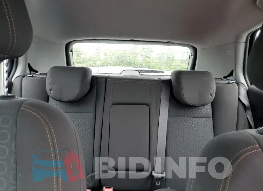 KL7CJNSB8HB178080 Photo# 10