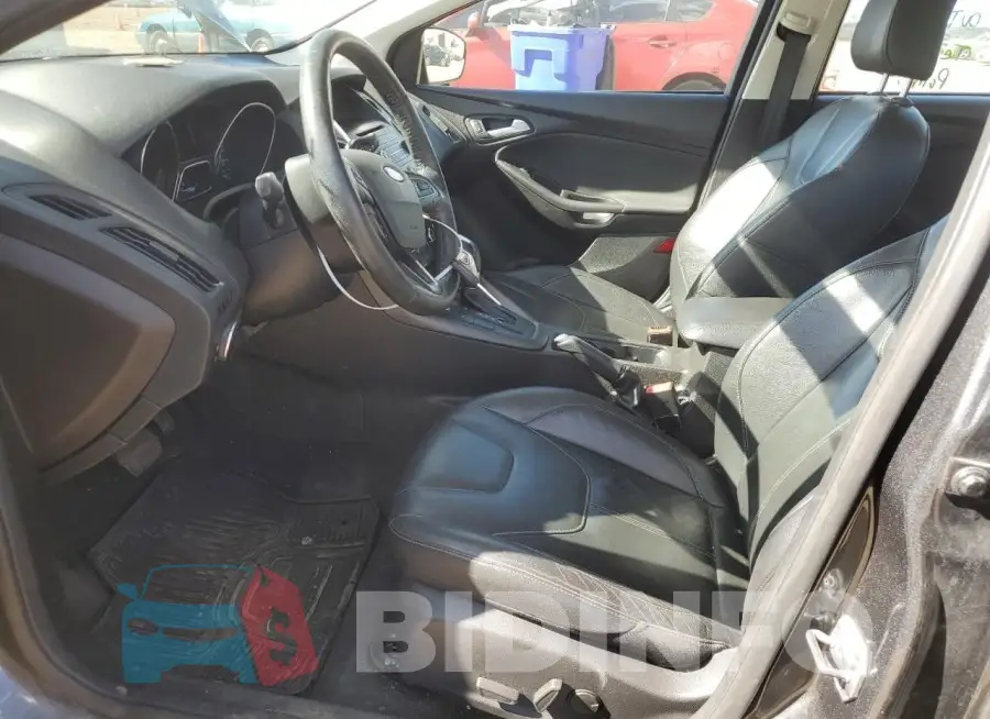 1FADP3F24GL383043 Photo# 7