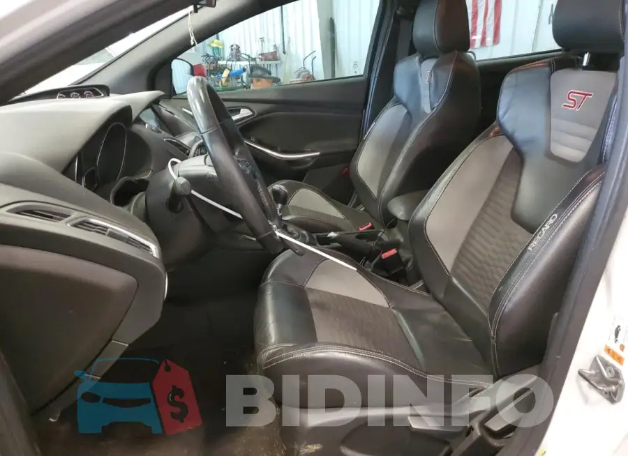 1FADP3L90GL246232 Photo# 7