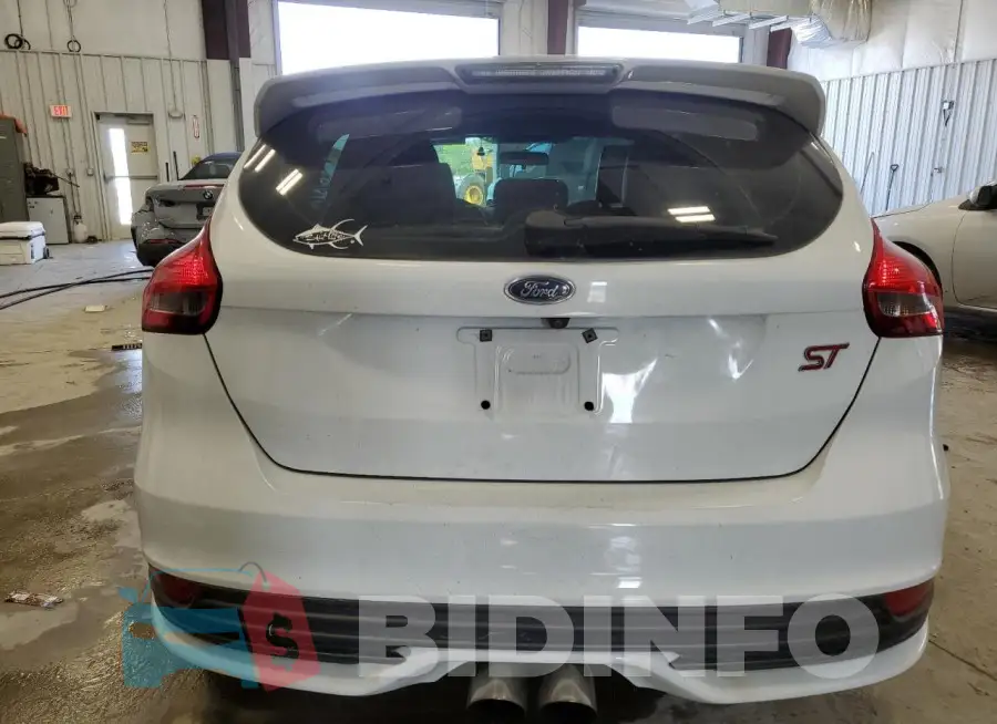 1FADP3L90GL246232 Photo# 6