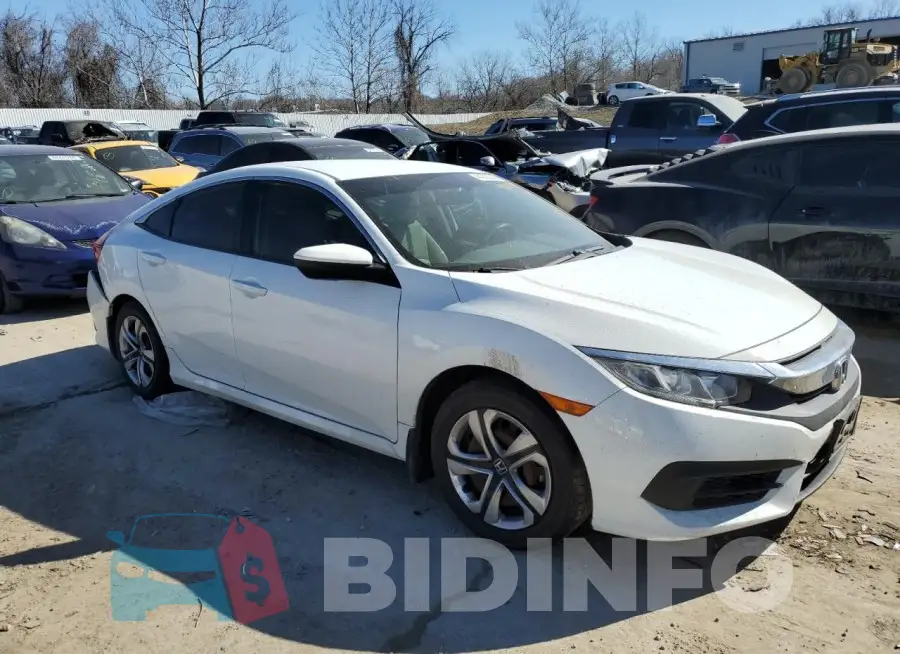 19XFC2F52HE004635 Photo# 4