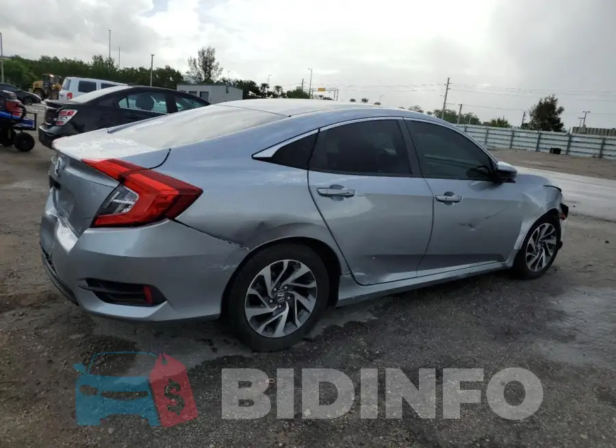 19XFC2F70GE030473 Photo# 3