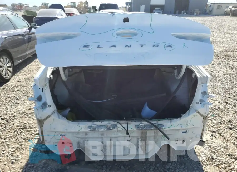 5NPD84LF4LH551282 Photo# 6