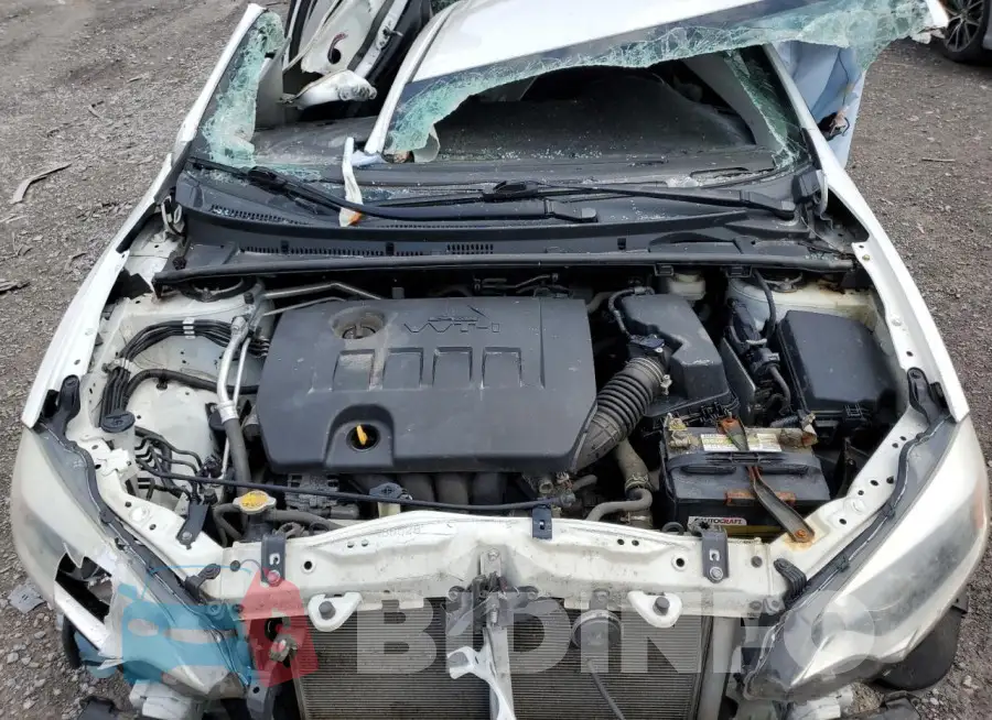 2T1BURHE0GC557881 Photo# 11