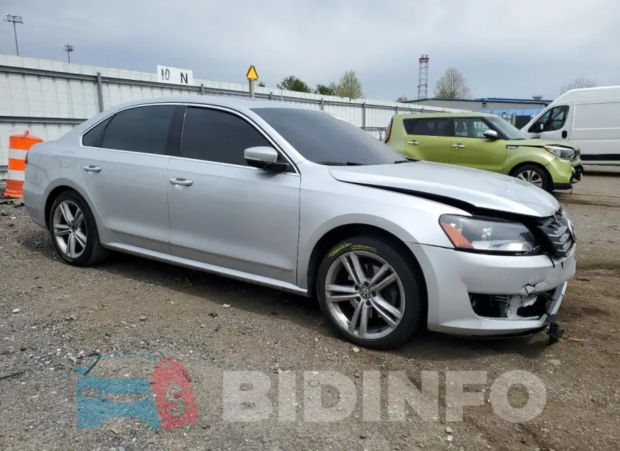 1VWCS7A33FC123434 Photo# 4