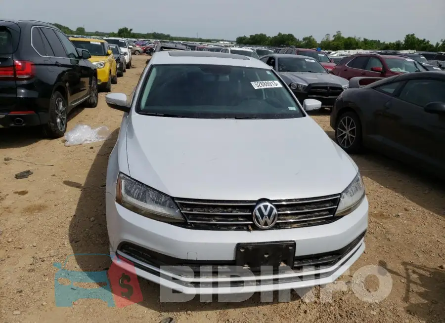 3VWDB7AJXHM393748 Photo# 5