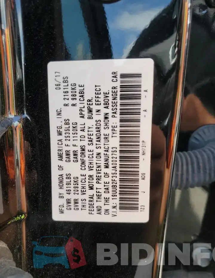 19UUB2F35JA002753 Photo# 12