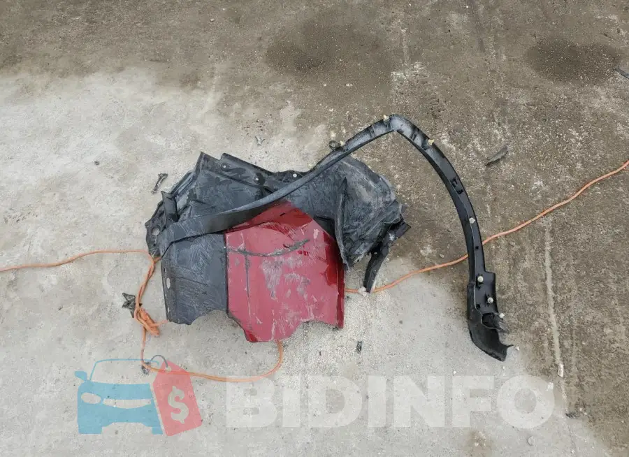 JN1BJ1CP2KW224863 Photo# 13