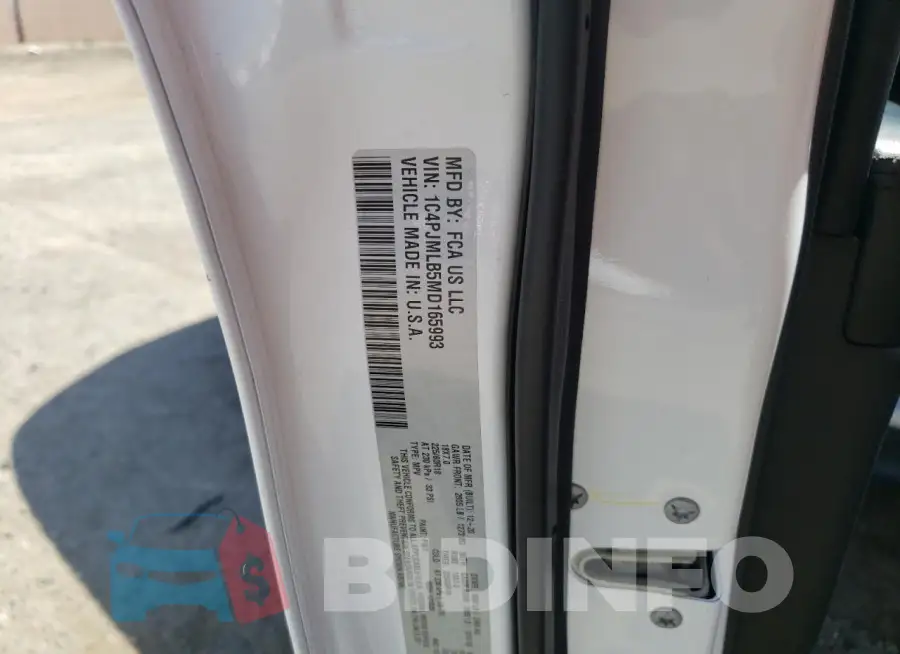 1C4PJMLB5MD165993 Photo# 12