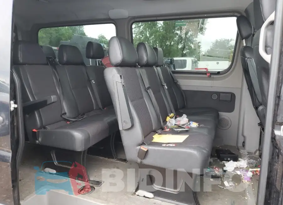 8BRPE7DD1GE122481 Photo# 6
