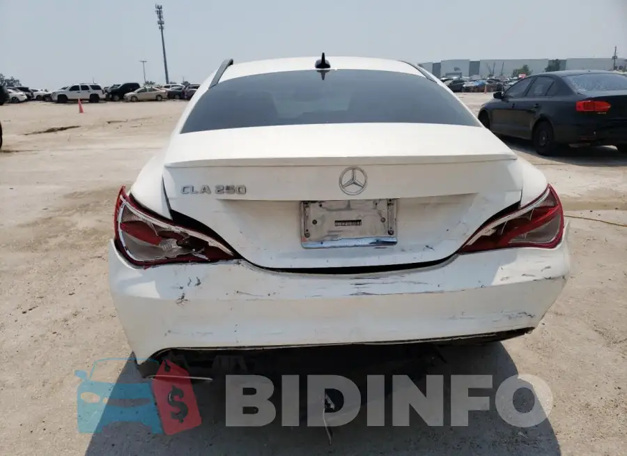 WDDSJ4EB1JN692058 Photo# 6