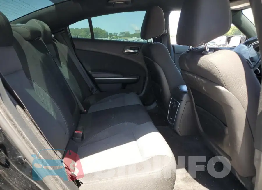 2C3CDXBG9FH867023 Photo# 10
