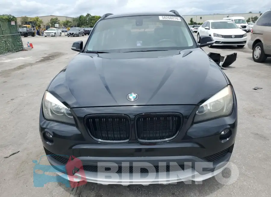 WBAVM1C57FV315569 Photo# 5