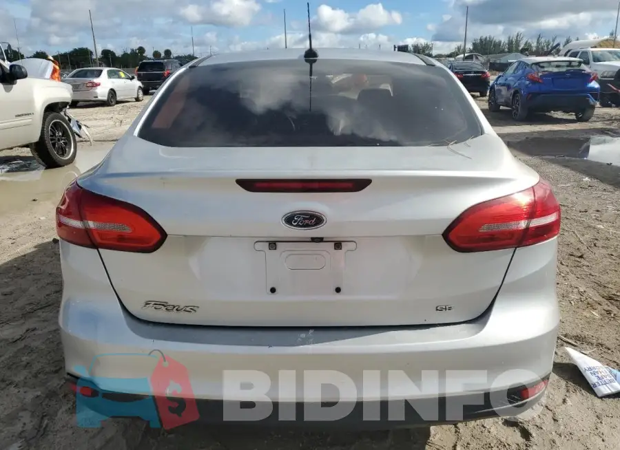 1FADP3F20JL266583 Photo# 6