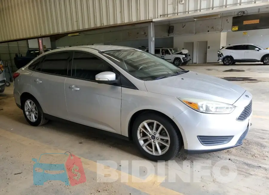 1FADP3F24FL348727 Photo# 4