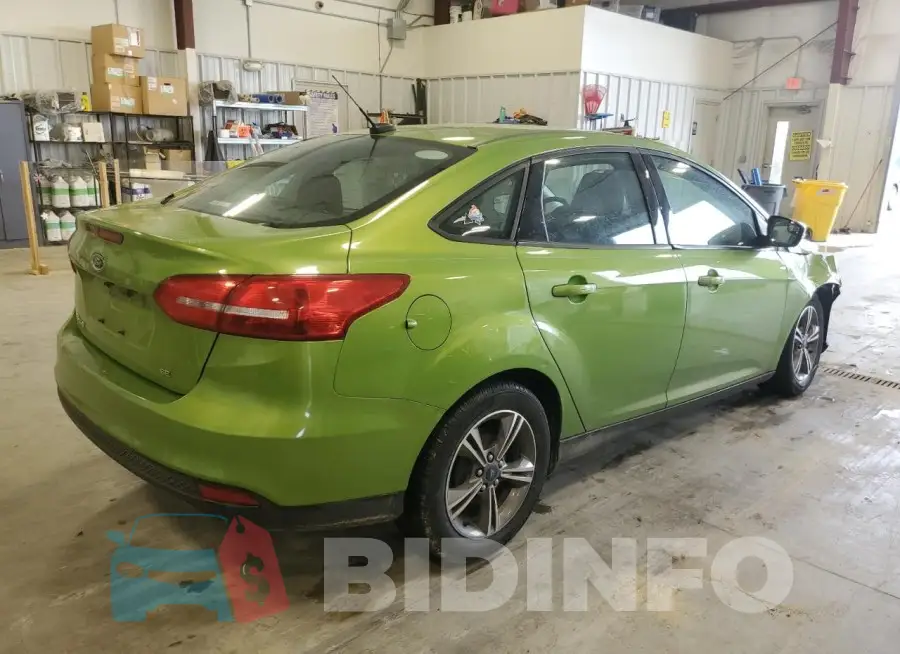 1FADP3F24JL300881 Photo# 3