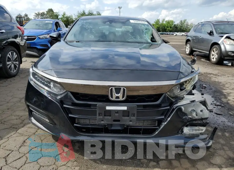 1HGCV2F33JA035785 Photo# 5