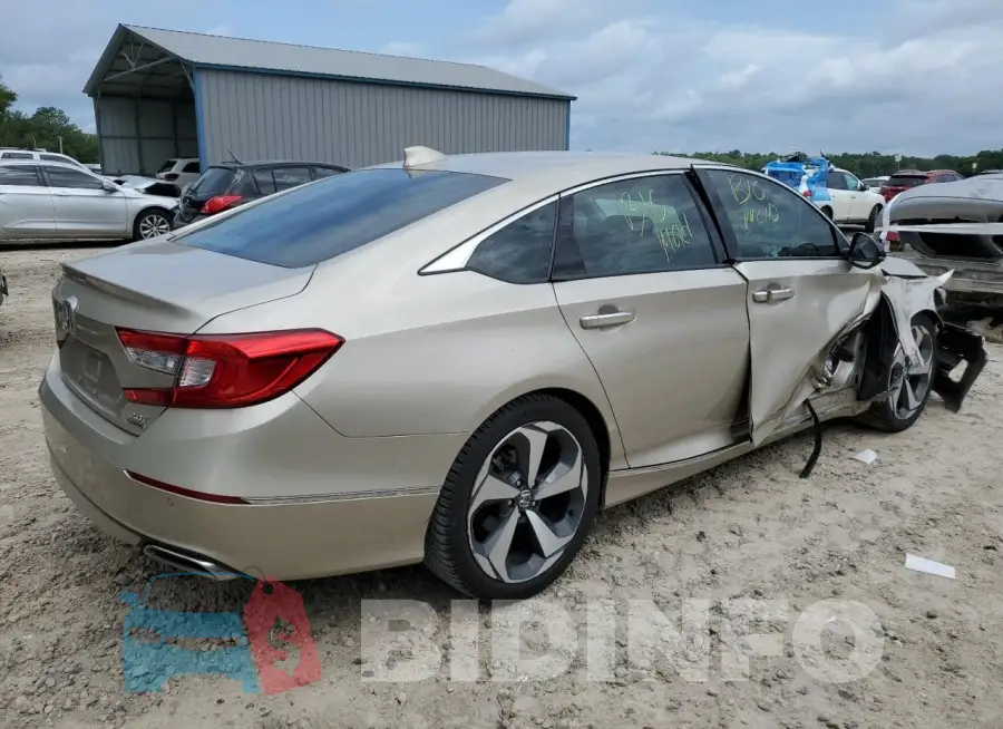 1HGCV2F93KA028454 Photo# 3