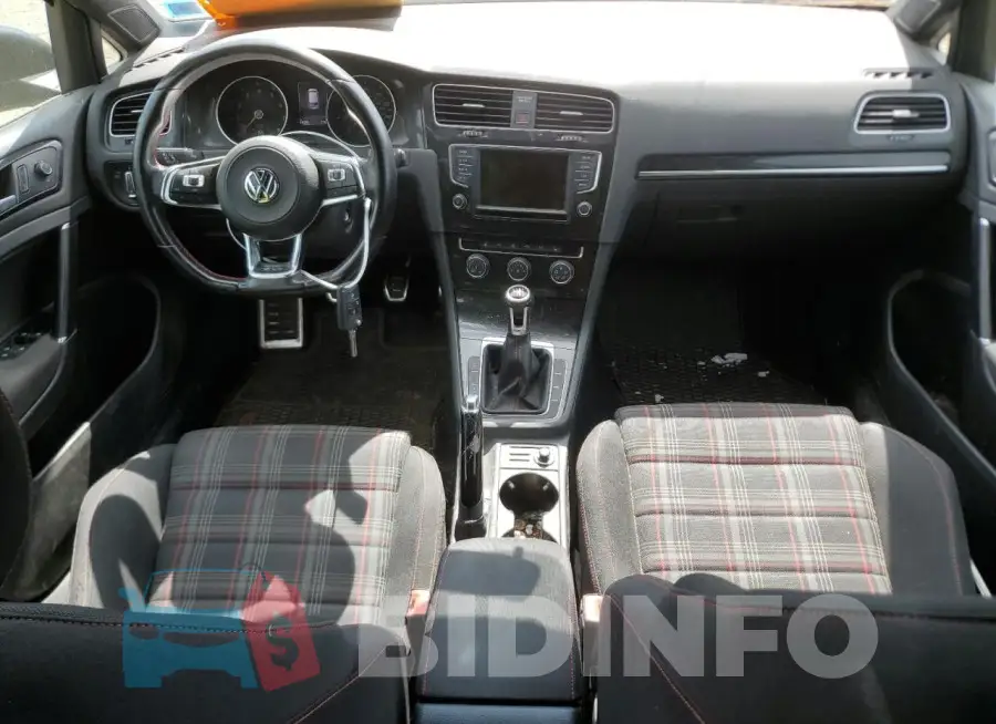 3VW5T7AU8HM042509 Photo# 8