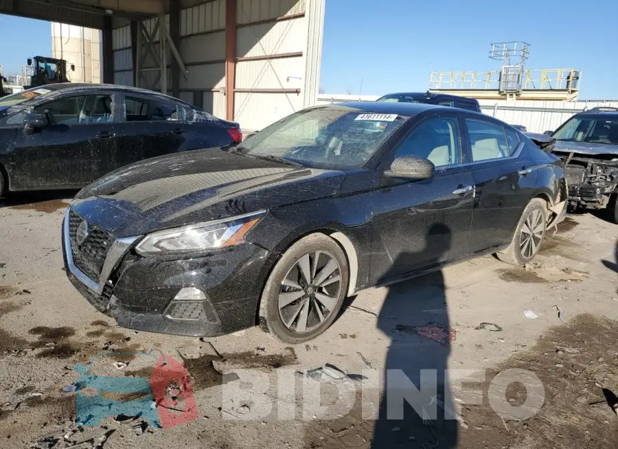 1N4BL4DV5NN313798 Photo# 1