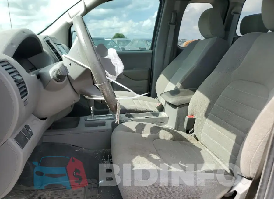 1N6BD0CT0JN772566 Photo# 7